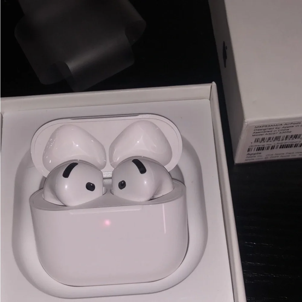 Wireless Earbuds with Charging Case - White